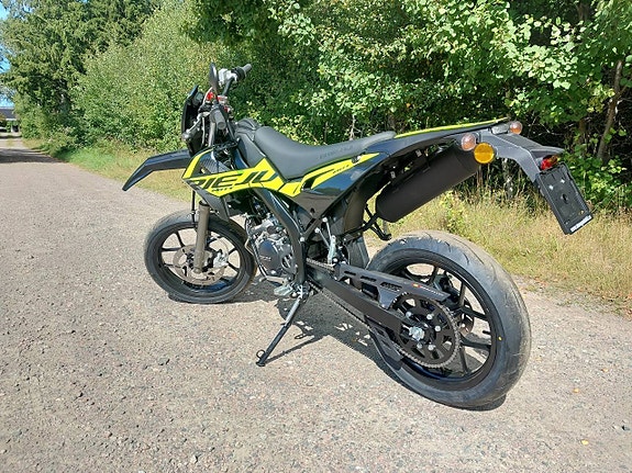 Rieju Mrt Supermotard Klass 1 Gul/Svart 2 of 3