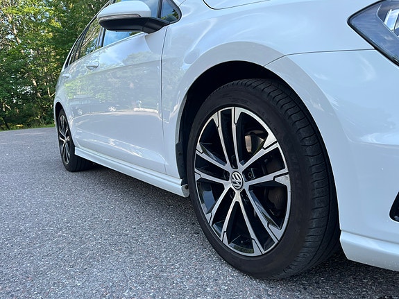 Volkswagen Golf VII 10 of 10
