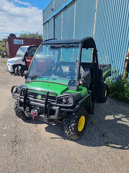 John Deere Gator HPX 815 2 of 5
