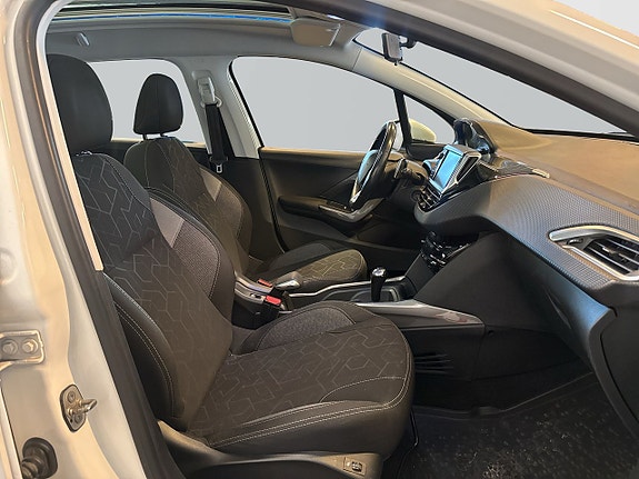 Peugeot 2008 8 of 13