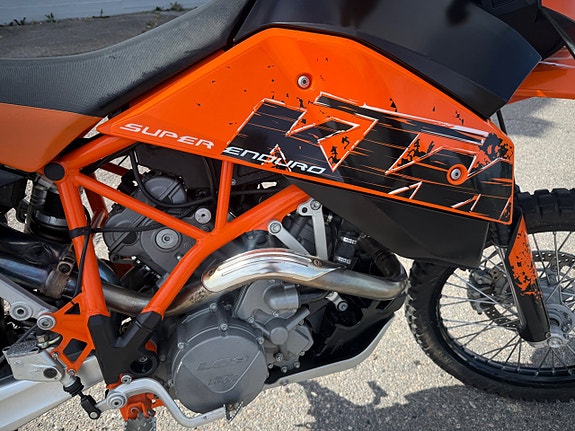 KTM 950 Superenduro 6 of 6