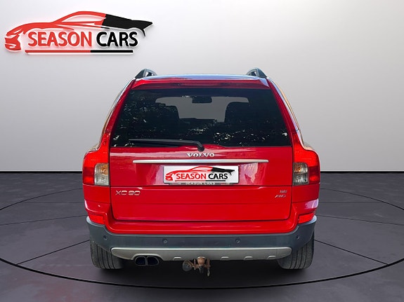 Volvo XC90 7 of 16