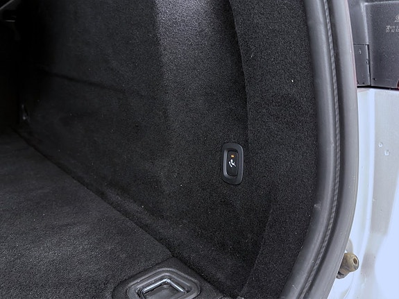 Volvo XC60 9 of 19