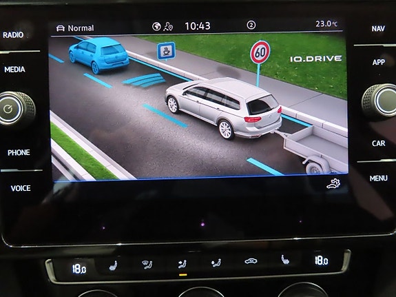 Volkswagen Passat Alltrack 21 of 26
