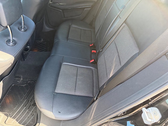 Mercedes-Benz E220 14 of 27