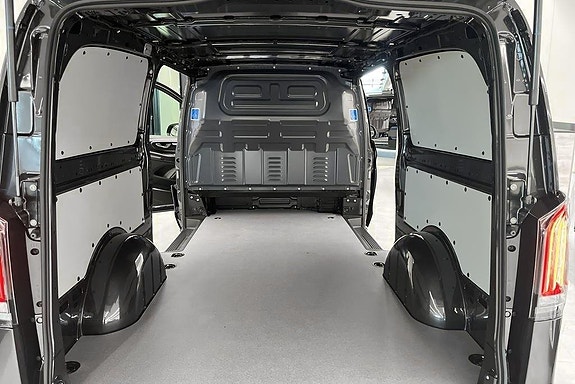 Mercedes-Benz Vito 119 12 of 16