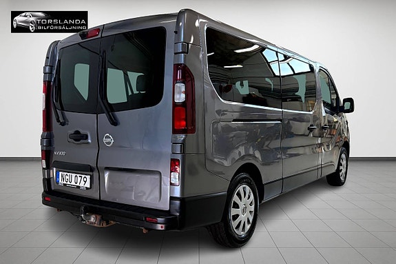 Nissan NV300 5 of 18