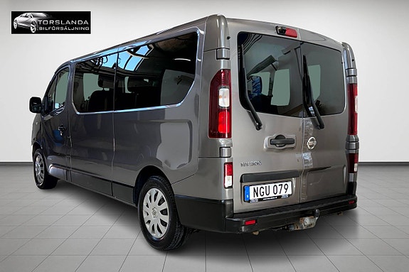 Nissan NV300 3 of 18
