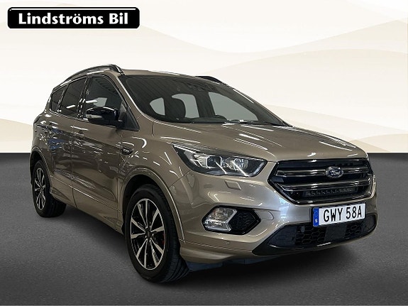 Ford Kuga 3 of 18