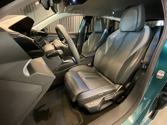 Peugeot 308 SW 7 of 30