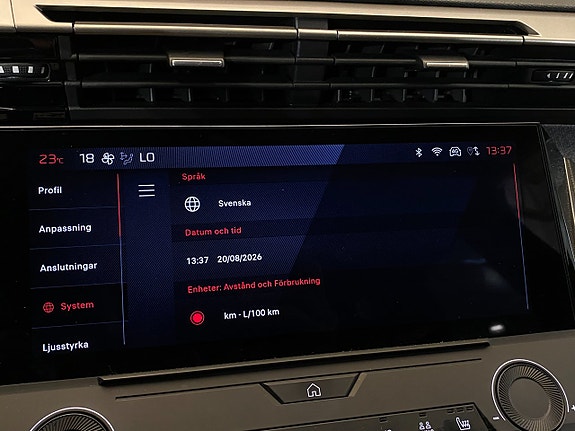Peugeot 308 SW 18 of 30