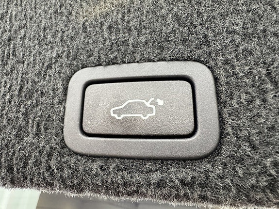 Volvo XC60 7 of 21