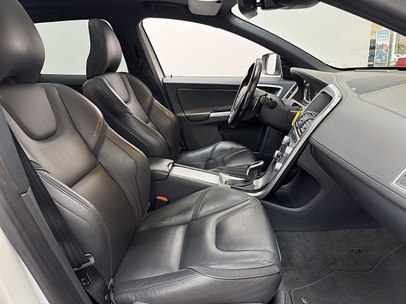 Volvo XC60 21 of 21