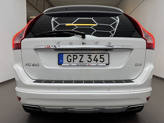 Volvo XC60 6 of 21