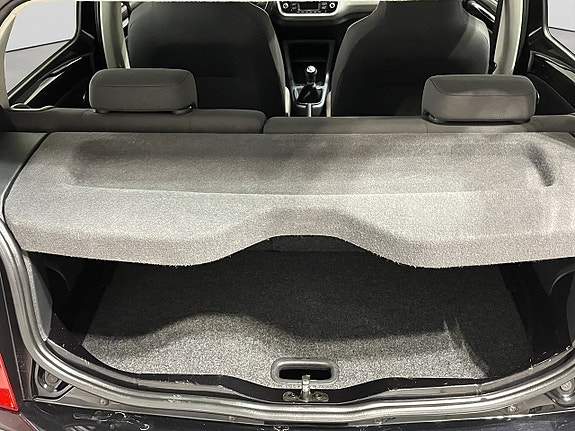 Volkswagen UP! 11 of 18