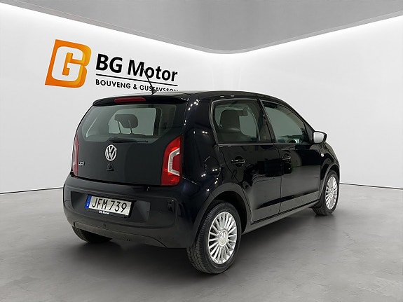 Volkswagen UP! 4 of 18