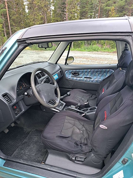 Suzuki X-90 4 of 8