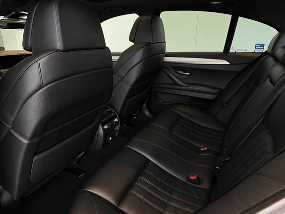 BMW M5 7 of 17