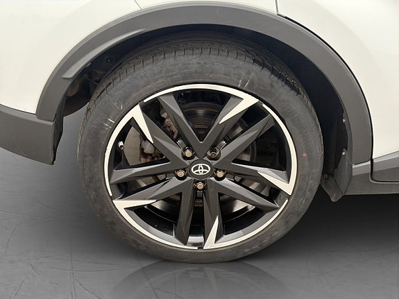 Toyota C-HR 29 of 30
