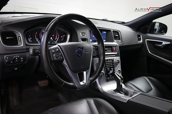 Volvo V60 Cross Country 30 of 30