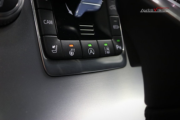 Volvo V60 Cross Country 14 of 30