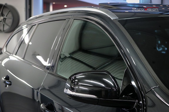 Volvo V60 Cross Country 7 of 30