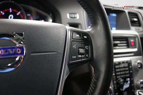 Volvo V60 Cross Country 22 of 30