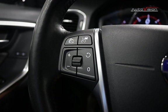 Volvo V60 Cross Country 19 of 30