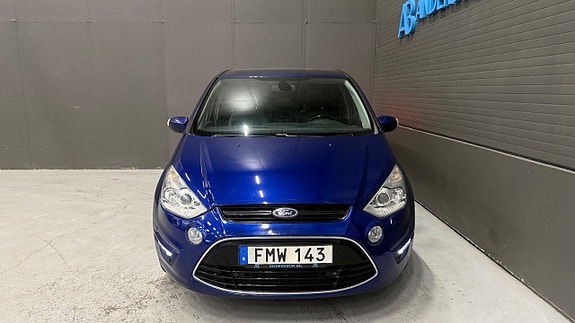 Ford S-MAX 9 of 29
