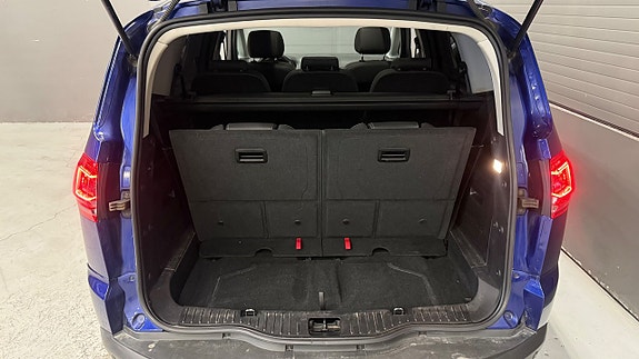 Ford S-MAX 29 of 29