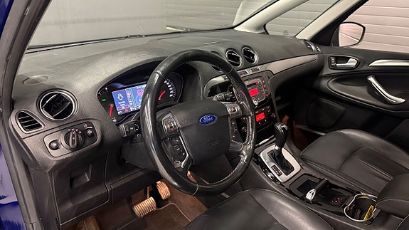 Ford S-MAX 13 of 29