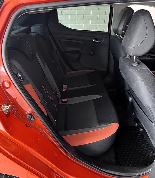 Nissan Micra 10 of 15