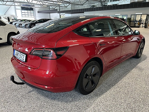 Tesla Model 3 4 of 24