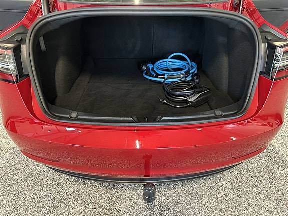 Tesla Model 3 14 of 24