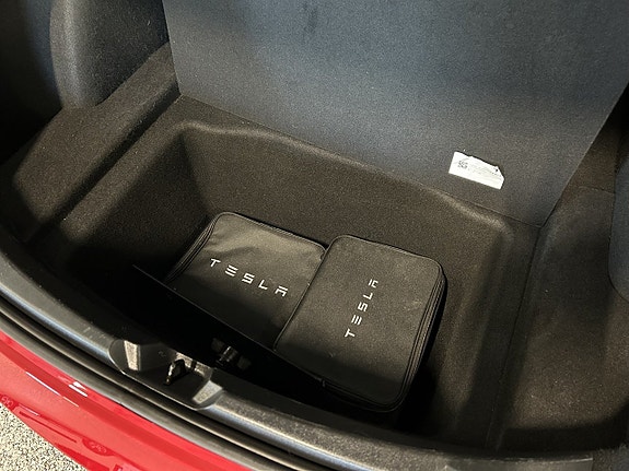 Tesla Model 3 15 of 24