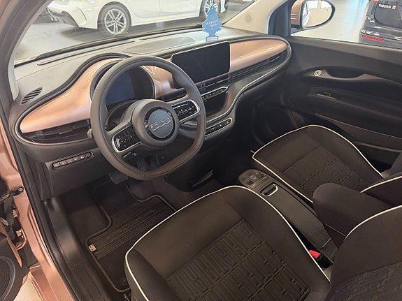 Fiat 500 7 of 9