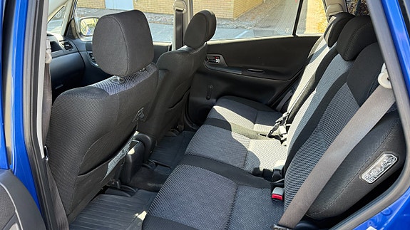 Toyota Corolla Verso 12 of 13