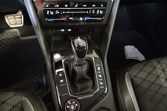 Volkswagen Tiguan 11 of 13