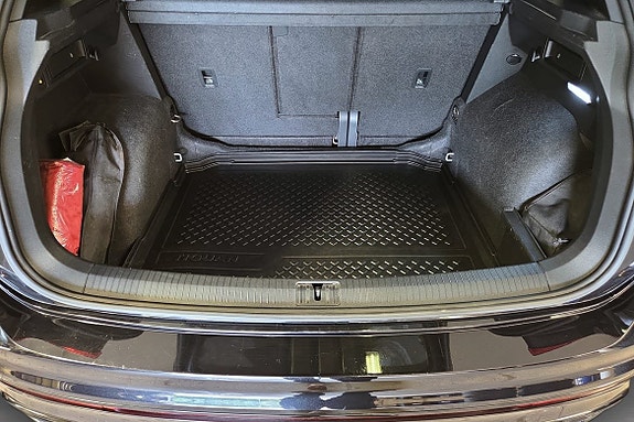 Volkswagen Tiguan 9 of 13