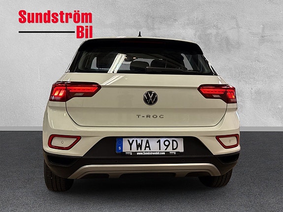 Volkswagen T-Roc 5 of 23