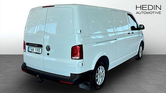 Volkswagen Transporter 2 of 12