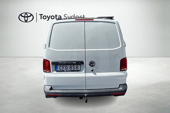 Volkswagen Transporter 4 of 17