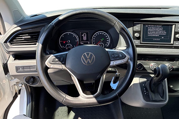 Volkswagen Transporter 9 of 17