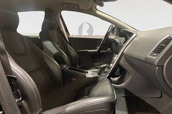 Volvo XC60 15 of 17