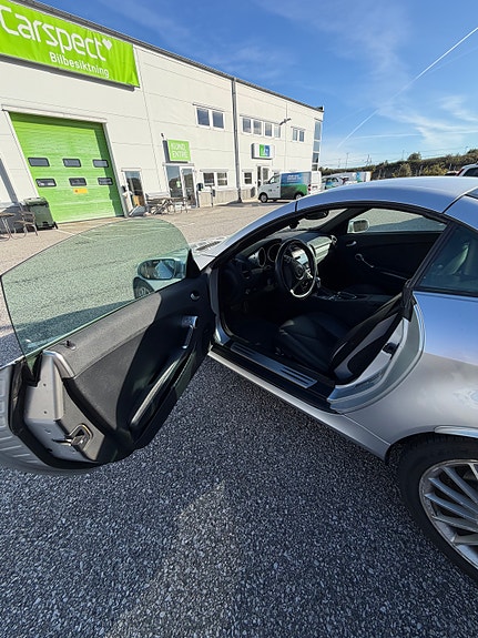 Mercedes-Benz SLK350 6 of 6