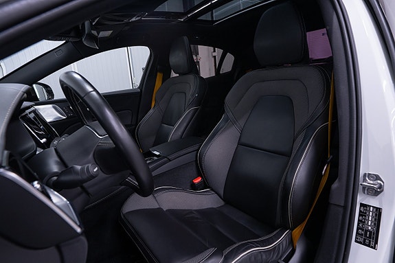 Volvo S60 12 of 26