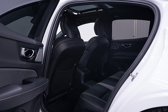 Volvo S60 13 of 26