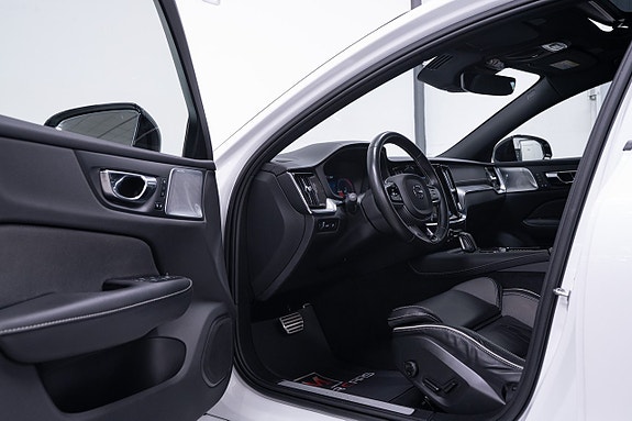 Volvo S60 9 of 26