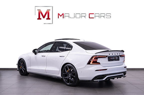 Volvo S60 4 of 26