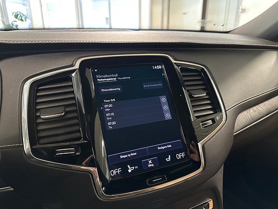 Volvo XC90 26 of 27